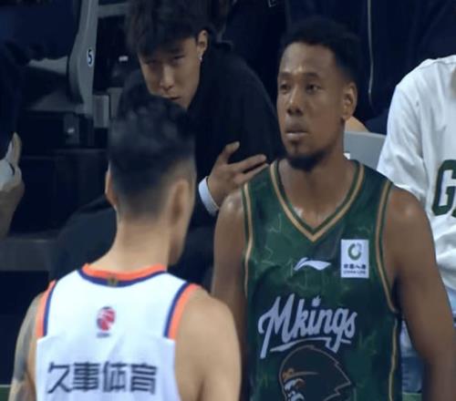 丁文一,从业余翘楚,迈步职业舞,一号娱乐,一号娱乐入口,一号娱乐官方入口,一号娱乐官方网址